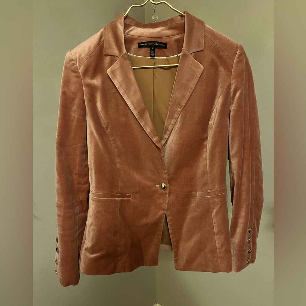 White House Black Market Pink Velvet Lined Size 6 Jacket